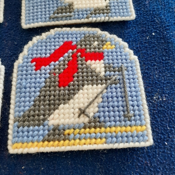 ❤️Penguins/Igloo coaster set - Picture 2 of 5